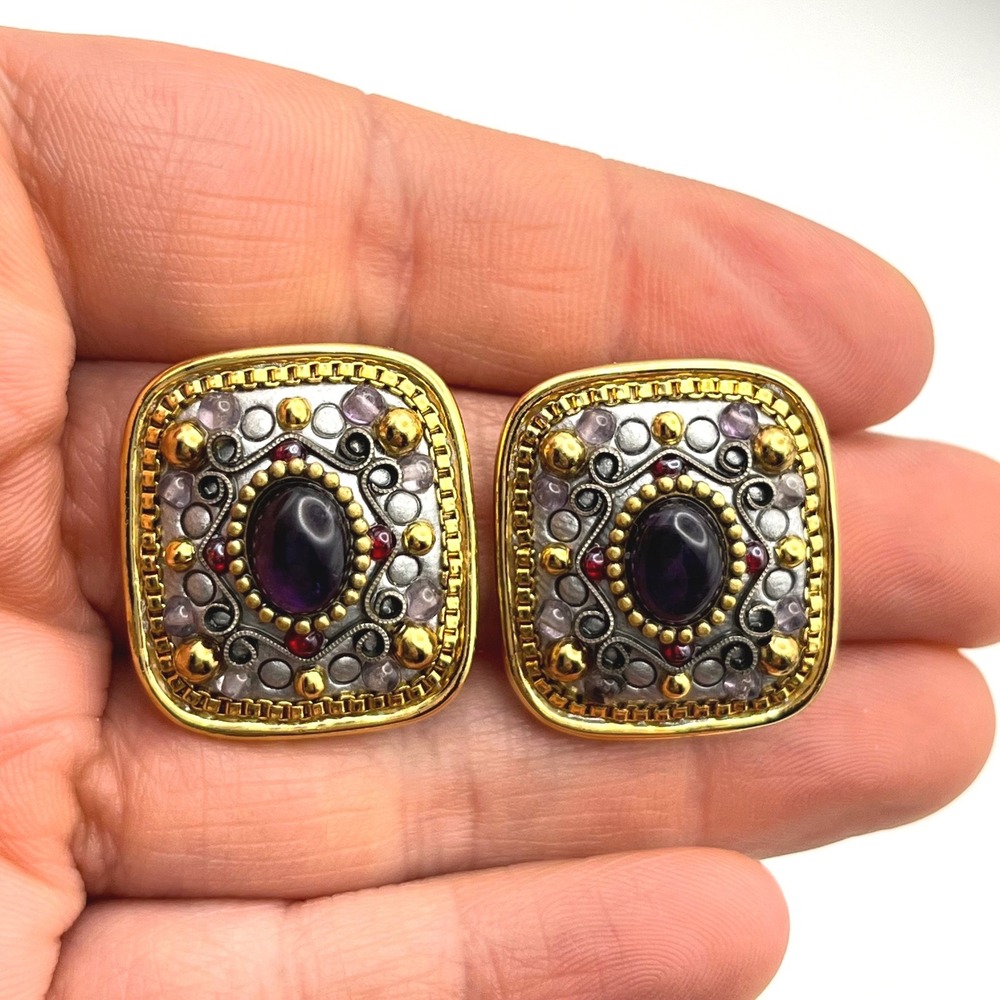 Michal Golan Byzantine Purple Cabochon Gold Tone Square Clip On Earrings - Picture 4 of 6